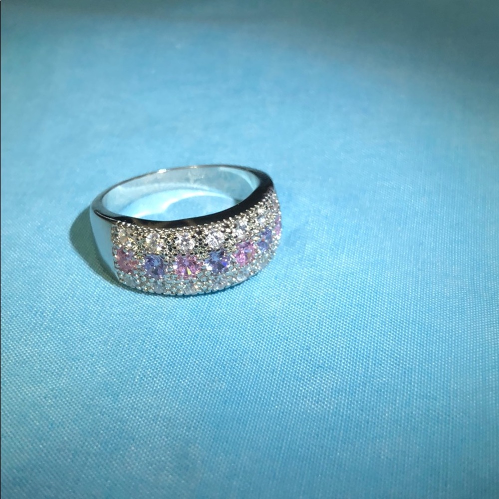Size 9 cocktail ring dazzling ice